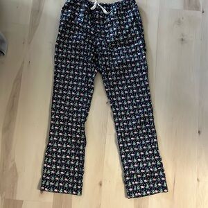 Vineyard vines pajama pants Christmas hats on whales sz XS